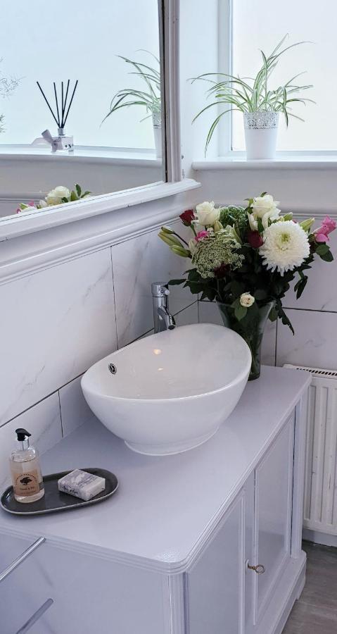 Maugersbury Park Suite Stow-on-the-Wold Bagian luar foto